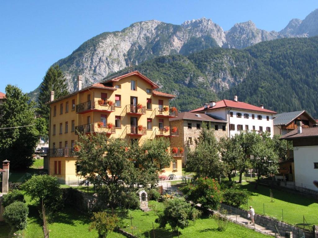 Albergo Paradiso Vigo di Cadore Bagian luar foto