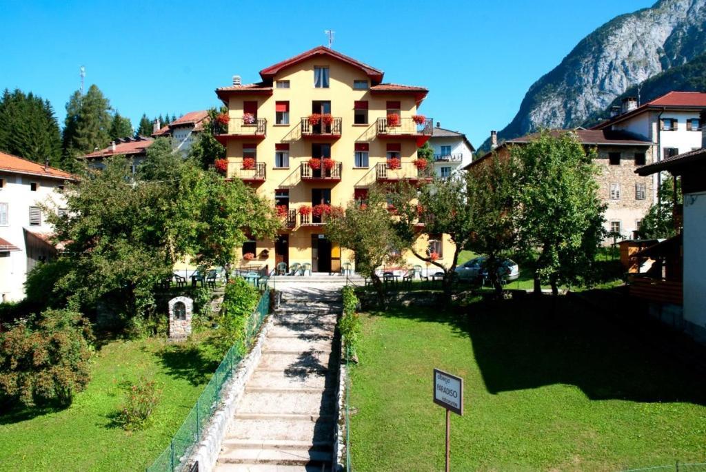 Albergo Paradiso Vigo di Cadore Bagian luar foto